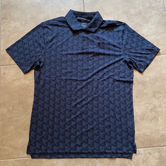 Nike Dri-Fit Disney Park Exclusive Mickey Mouse Houndstooth Navy Polo Shirt NEW - Picture 1 of 7